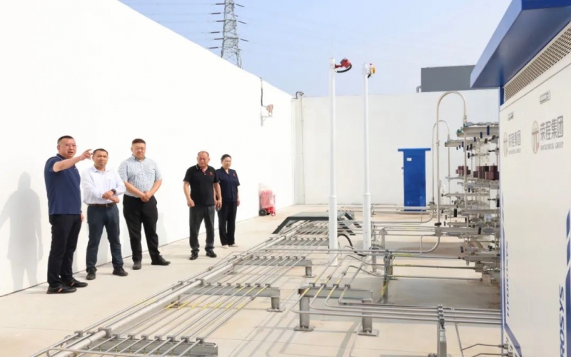 液化空氣（中國）投資有限公司北方區(qū)氫能業(yè)務(wù)總經(jīng)理郝騰一行到榮程集團(tuán)座談交流