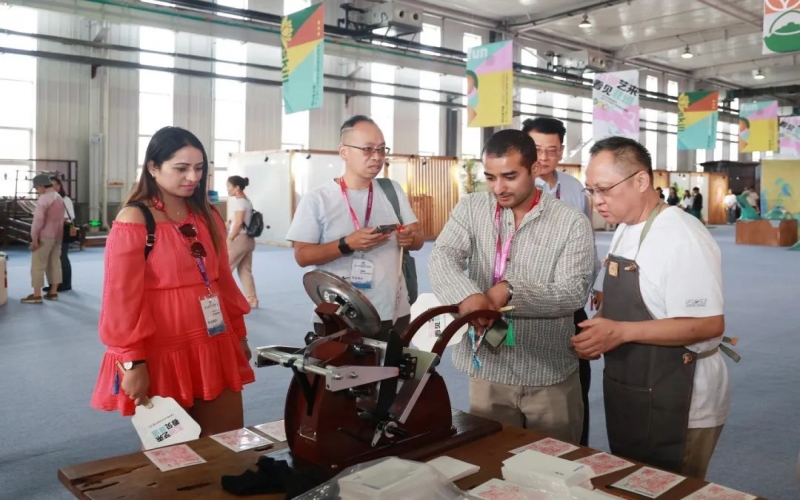 非遺市集開幕第二天！讓非遺走進生活，“遺”起潮玩