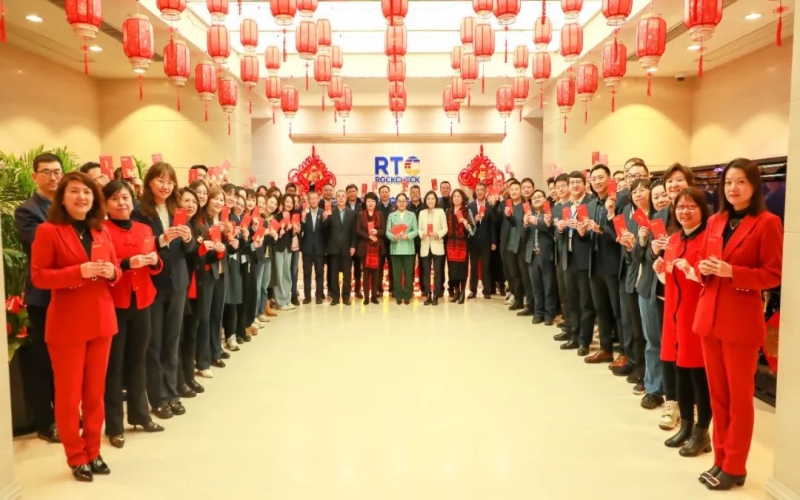 奮楫揚(yáng)帆 再創(chuàng)佳績(jī) 張榮華主席到融誠物產(chǎn)集團(tuán)慰問干部職工