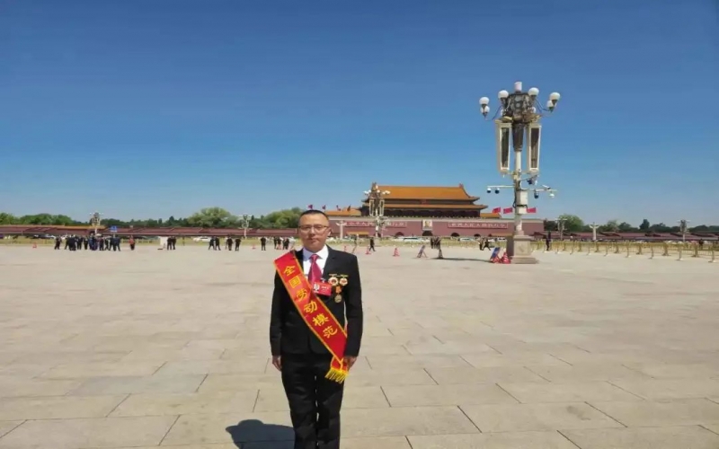 勞模故事｜“刀鋒舞者”20年！趙小東從一線工人煉成全國(guó)勞模